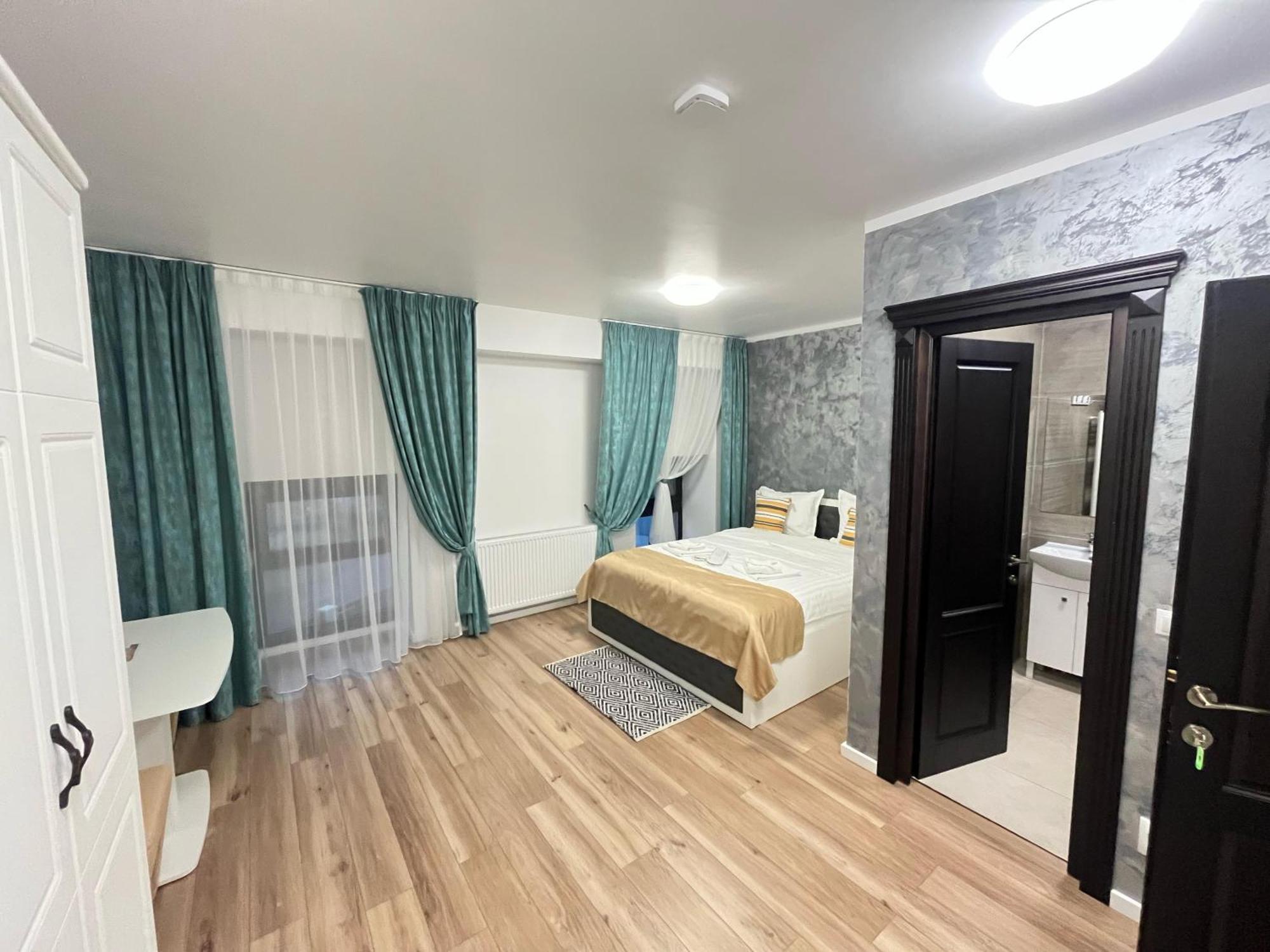 Grey Boutique Hotel Palas Iasi Extérieur photo
