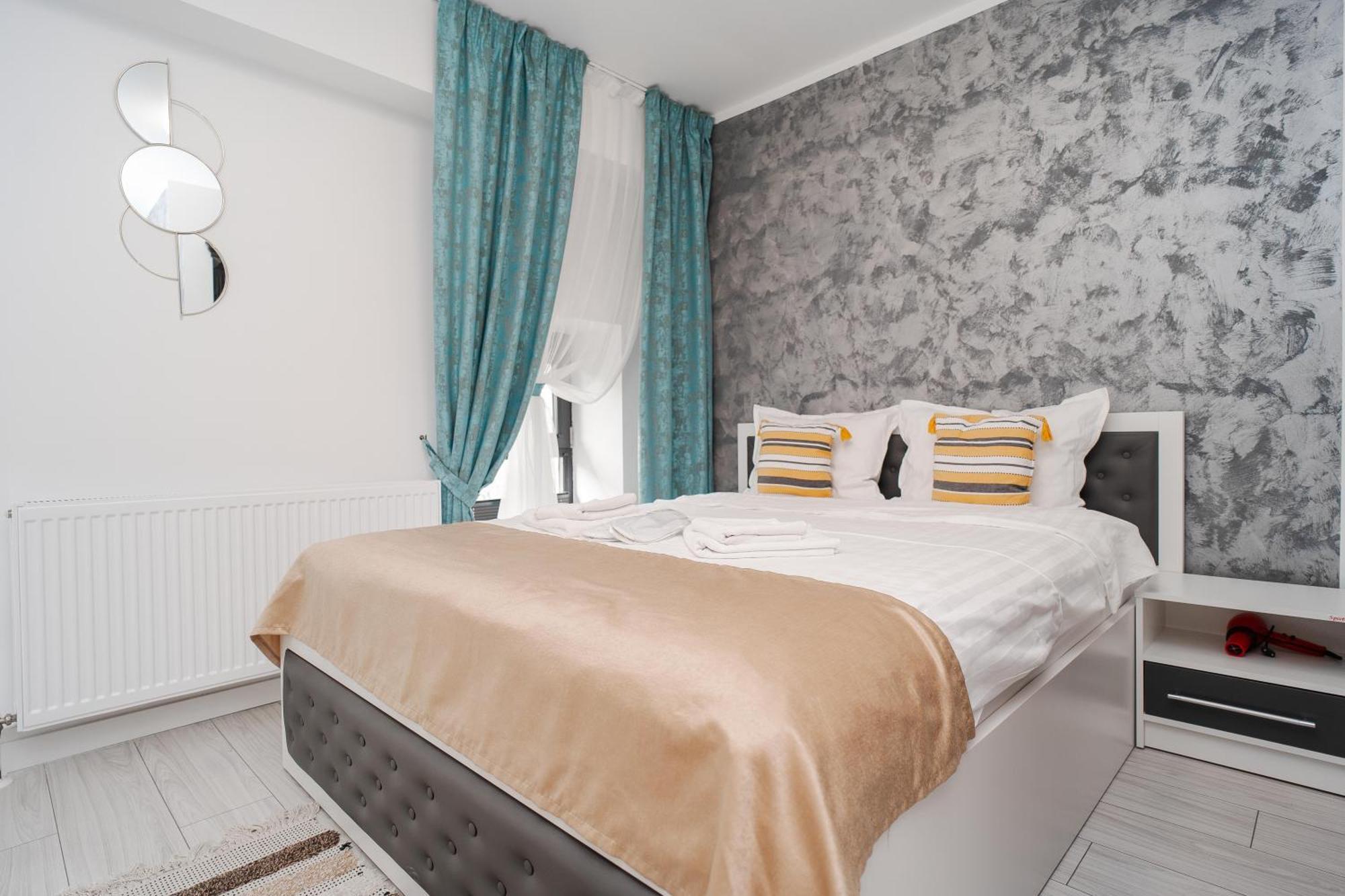 Grey Boutique Hotel Palas Iasi Extérieur photo